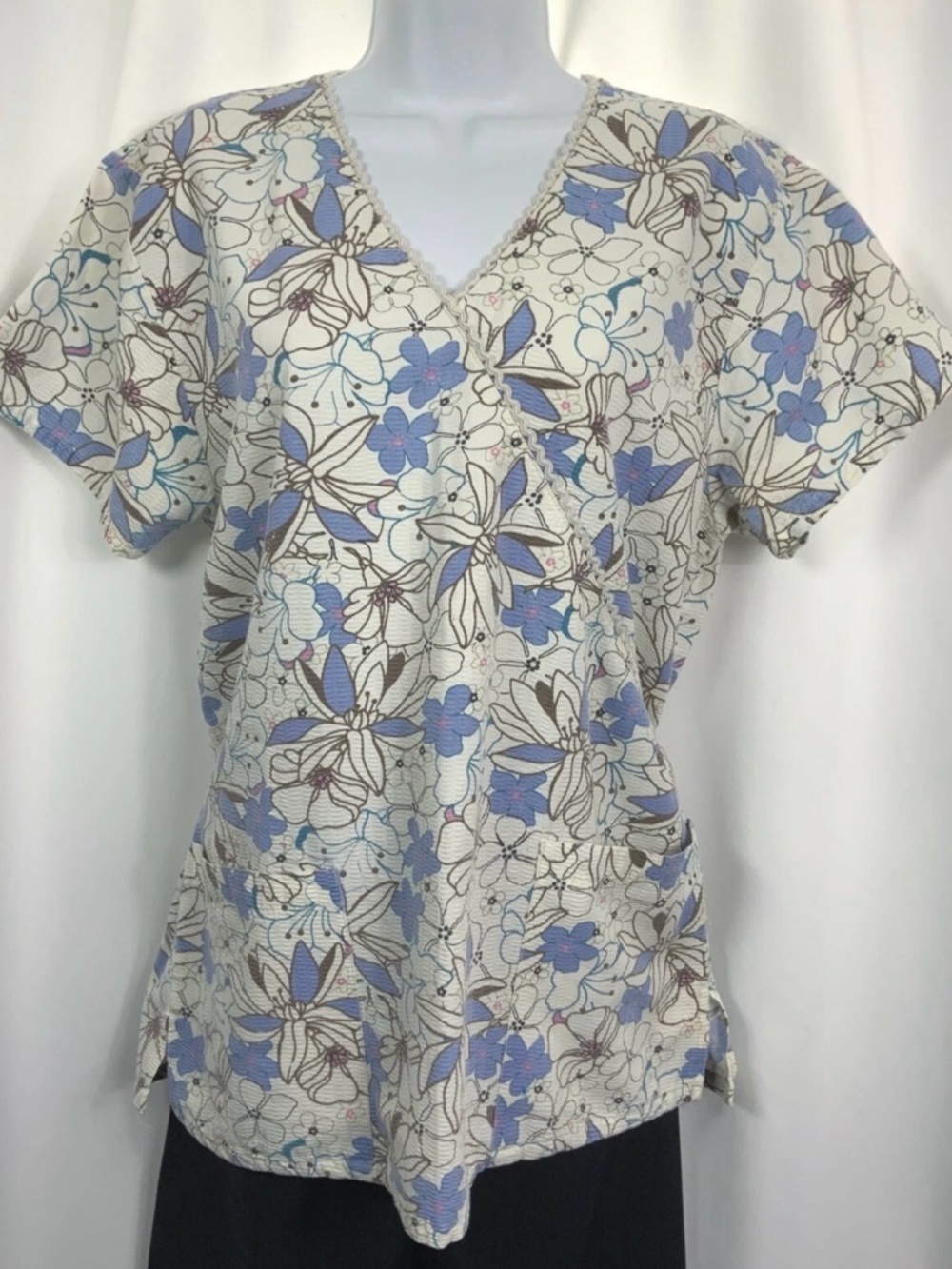 MG Medgear Womens Medium Blue Brown Floral Stretch V-Neck Tie Back Scrubs Top